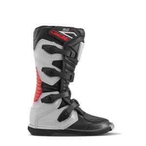 Black/White/Red
