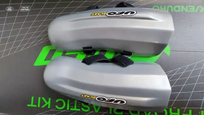UFO SK09006 Knee Guard